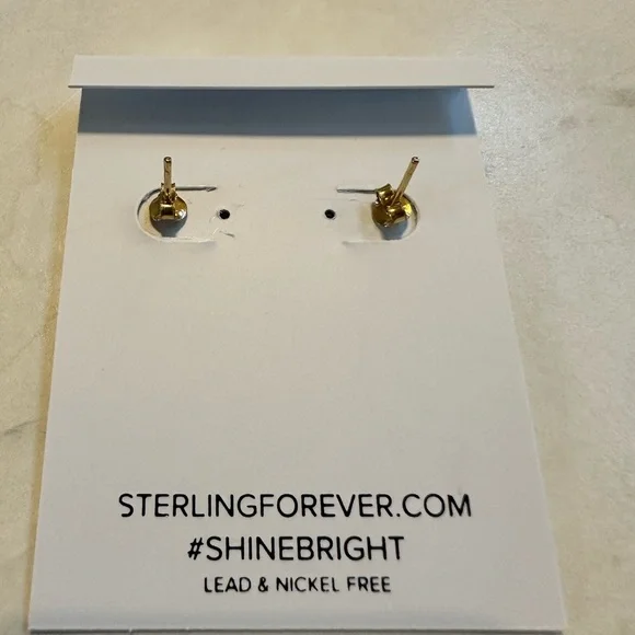 Brand new Sterling Forever gold hammered triple drop earrings - Picture 2 of 3
